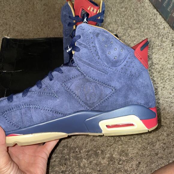 Size 10.5 - Air Jordan 6 DB Doernbecher Navy NIB Rare main image 15